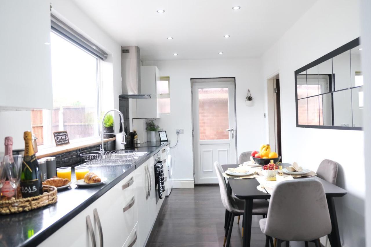 Bee Stays - Northway House Warrington  Exteriör bild